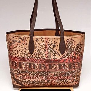Authentic 💯Burberry Tote Bag like new condition.